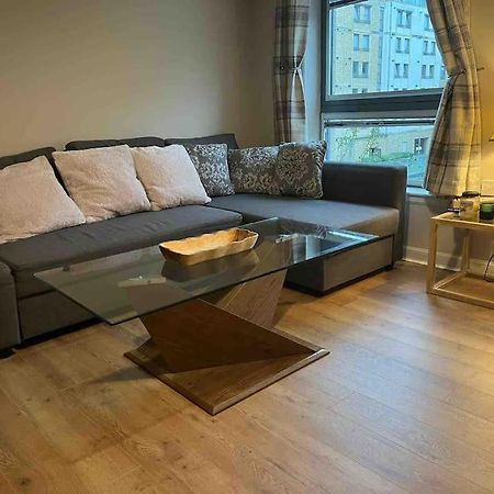 Modern Edinburgh Apartment 2 Bedrooms & Two Bathrooms Edimburgo Exterior foto