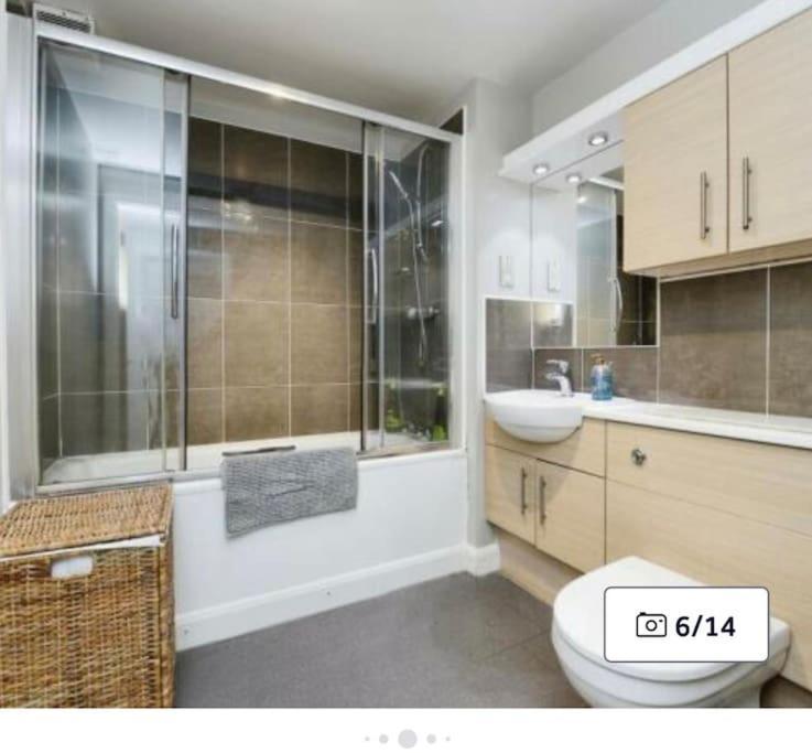 Modern Edinburgh Apartment 2 Bedrooms & Two Bathrooms Edimburgo Exterior foto
