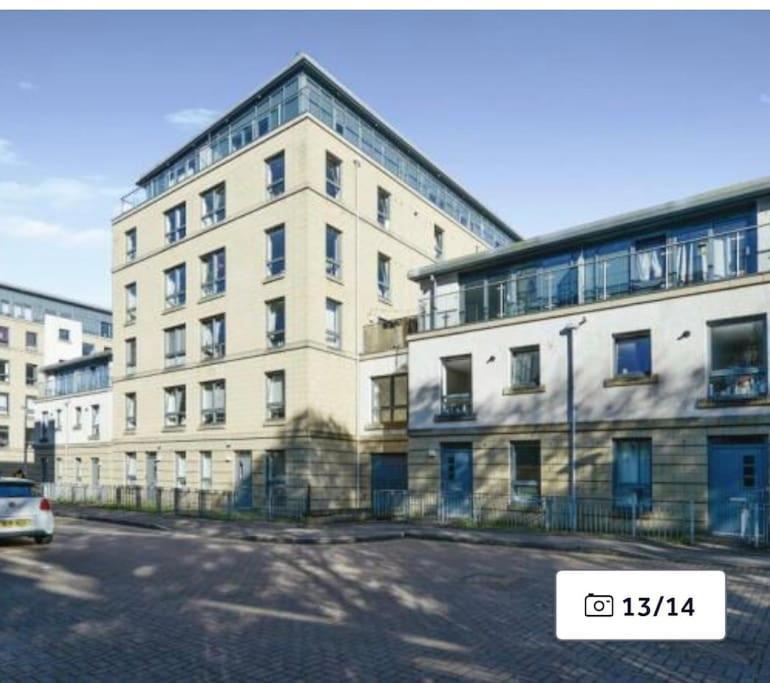 Modern Edinburgh Apartment 2 Bedrooms & Two Bathrooms Edimburgo Exterior foto